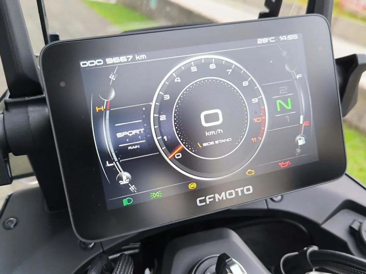 CFMOTO 800MT Touring (2022 - 26) (12)