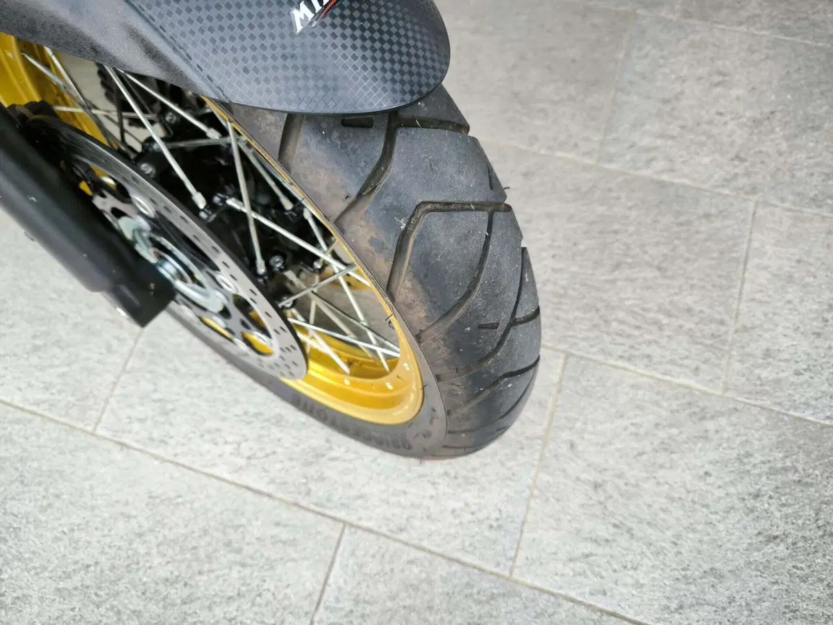 Suzuki V-Strom 650XT (2021 - 25) (4)