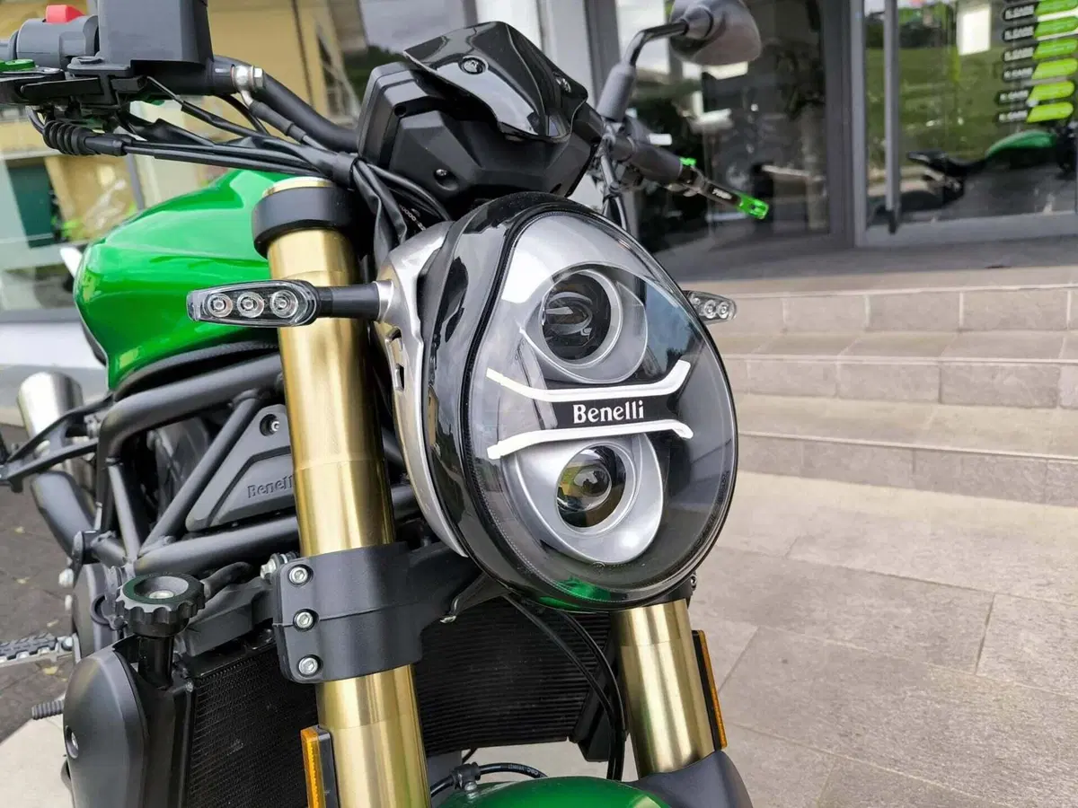 Benelli 752 S (2022 - 25) (11)