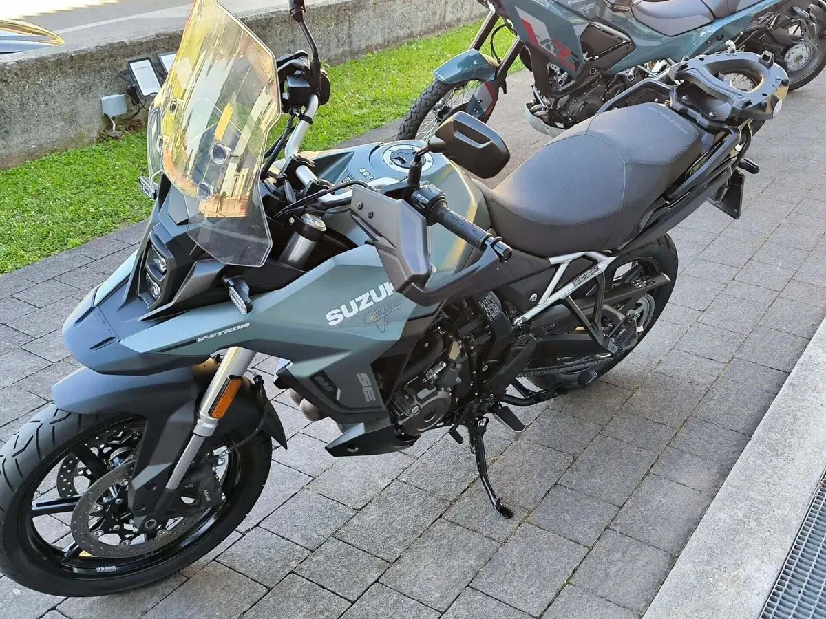 Suzuki V-Strom 800SE (2023 - 24) (2)