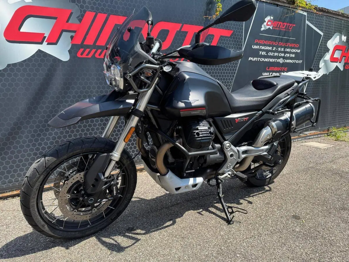 Moto Guzzi V85 TT (2021 - 23) (3)