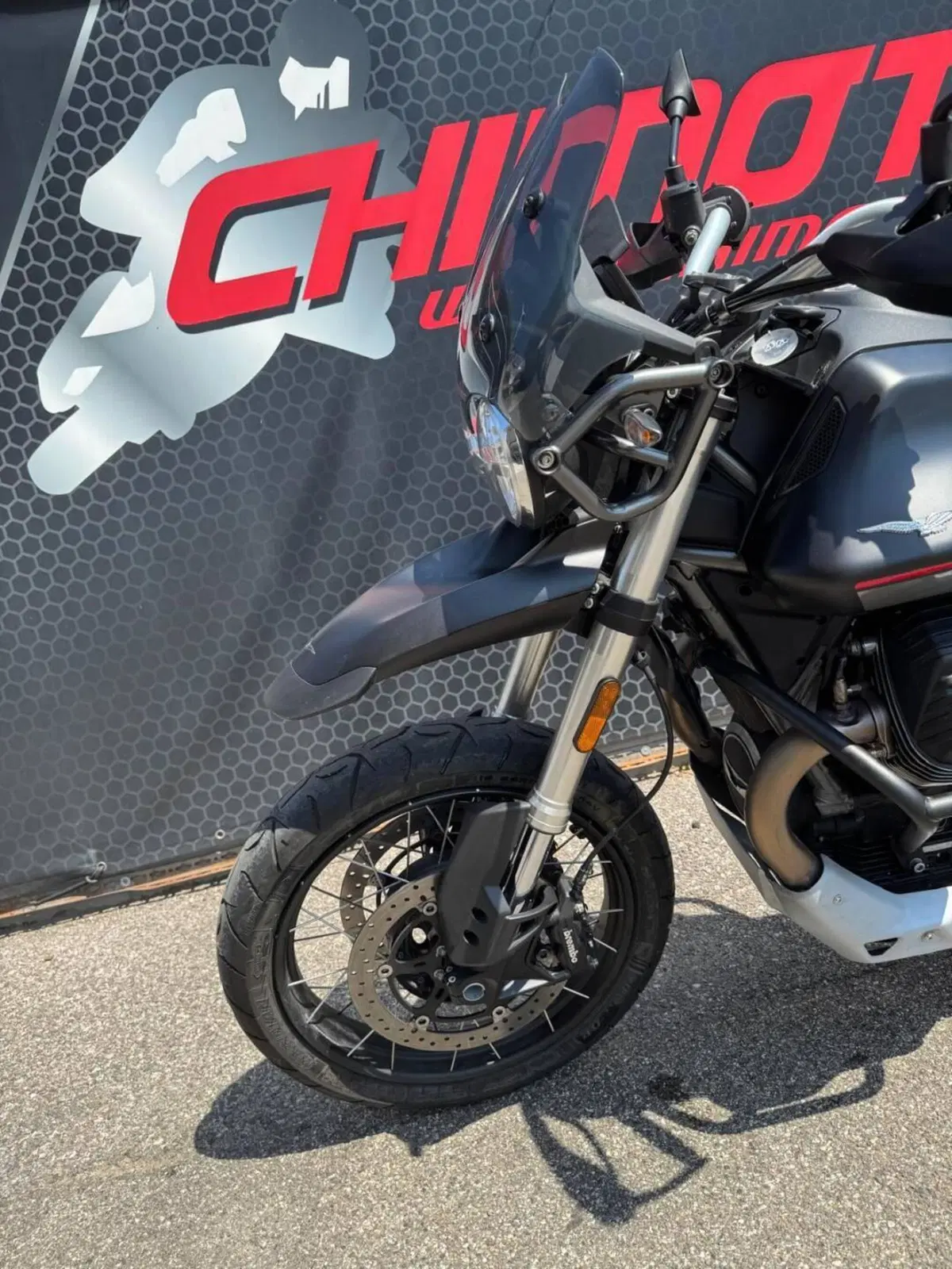 Moto Guzzi V85 TT (2021 - 23) (12)