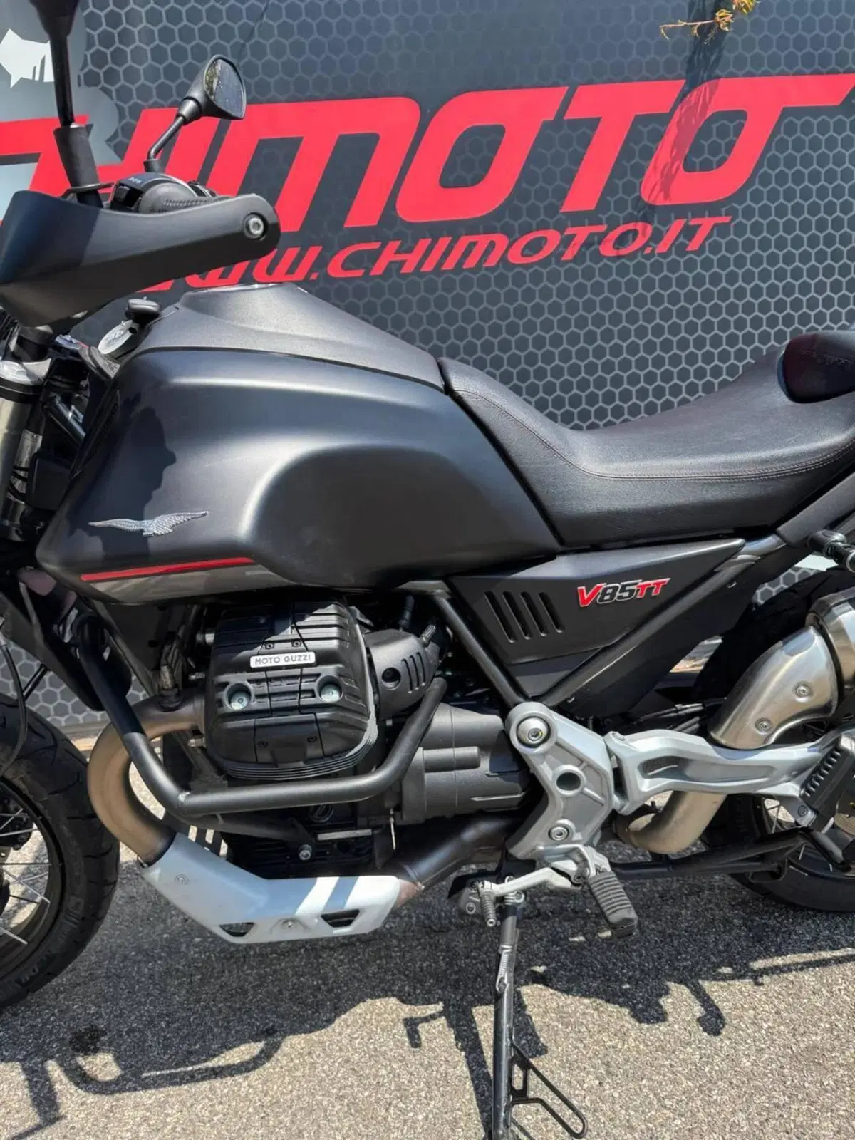 Moto Guzzi V85 TT (2021 - 23) (13)