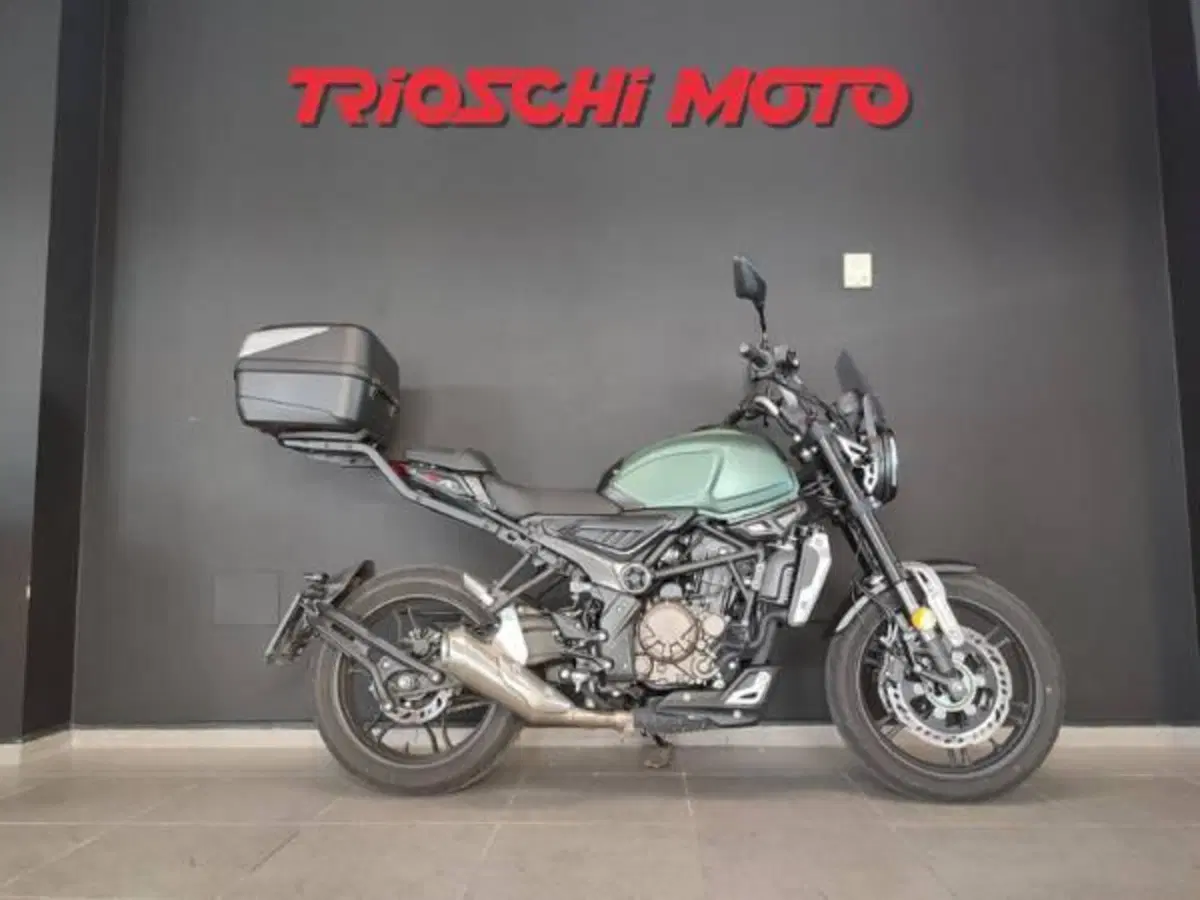 Voge Trofeo 300AC (2021 - 26)