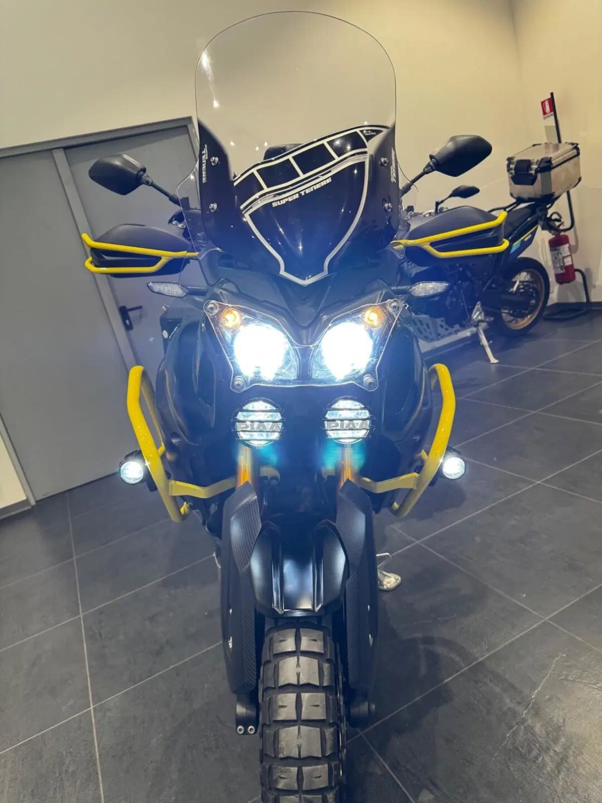 Yamaha XT1200ZE Super Ténéré (2017 - 20) (2)