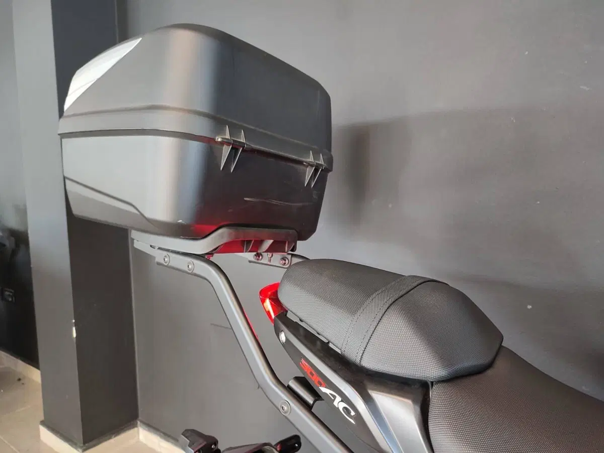 Voge Trofeo 300AC (2021 - 26) (7)