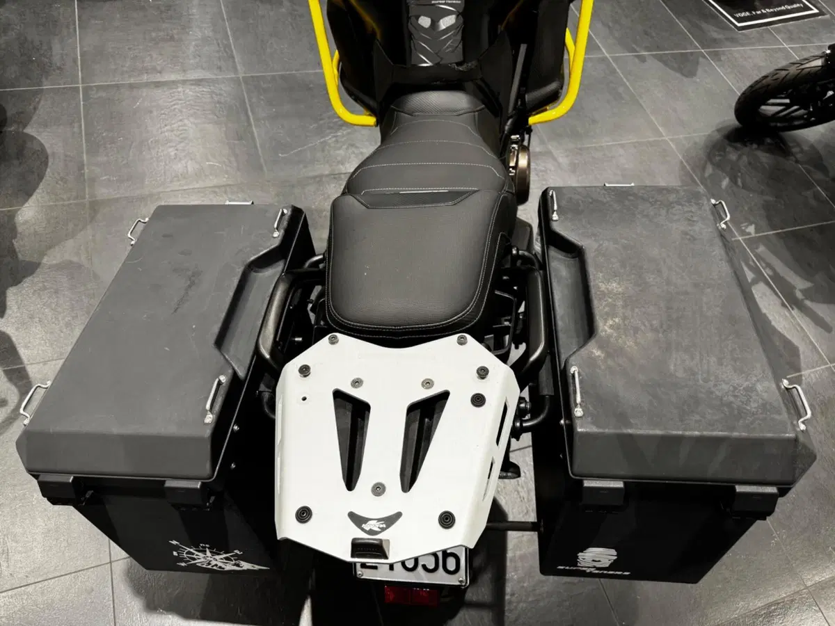 Yamaha XT1200ZE Super Ténéré (2017 - 20) (14)