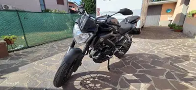 Yamaha MT-125 (2014 - 16) usata