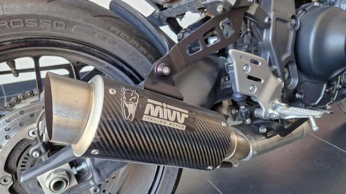 Yamaha MT-09 (2021 - 23) (4)