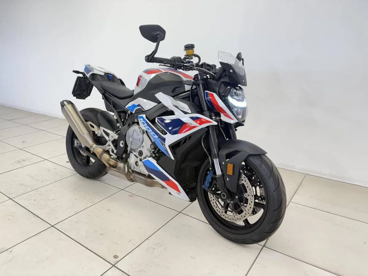 Bmw M 1000 R (2023 - 24) (4)