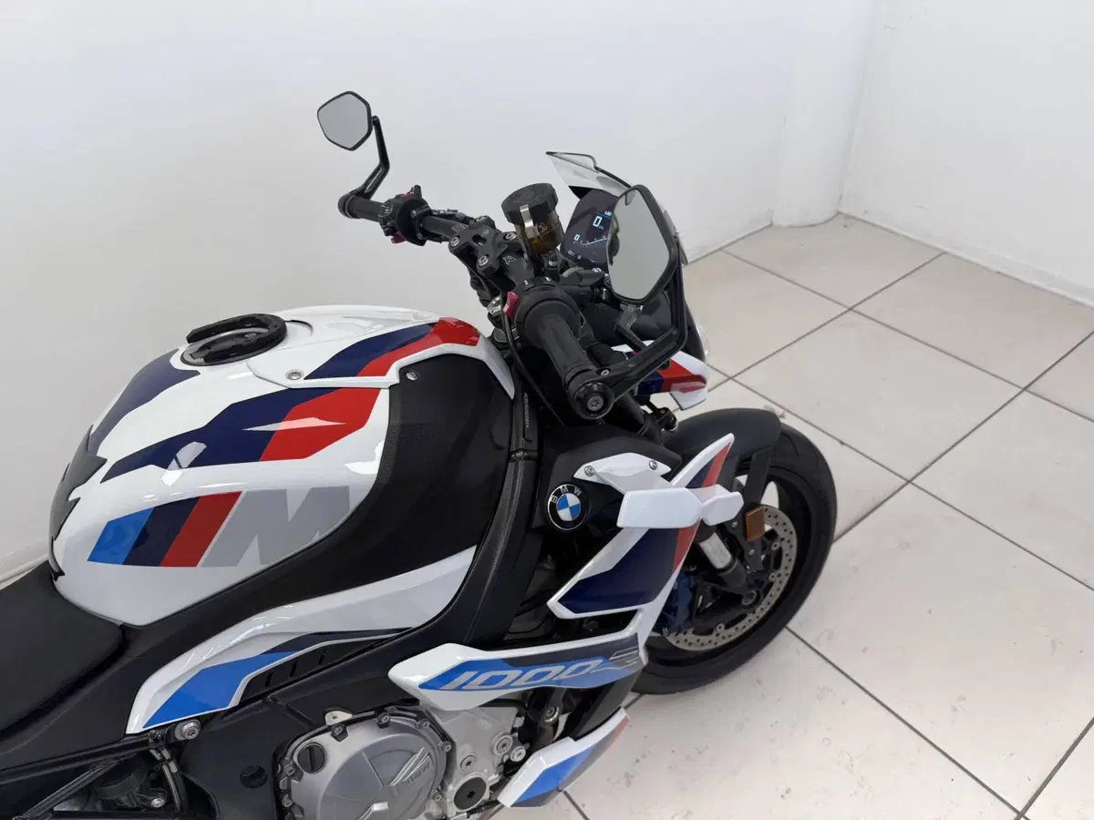 Bmw M 1000 R (2023 - 24) (8)