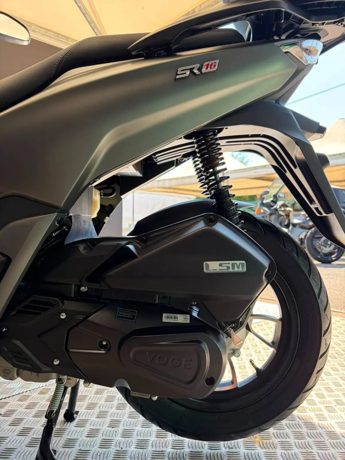 Voge Sfida SR16 200 (2025 - 26) (5)