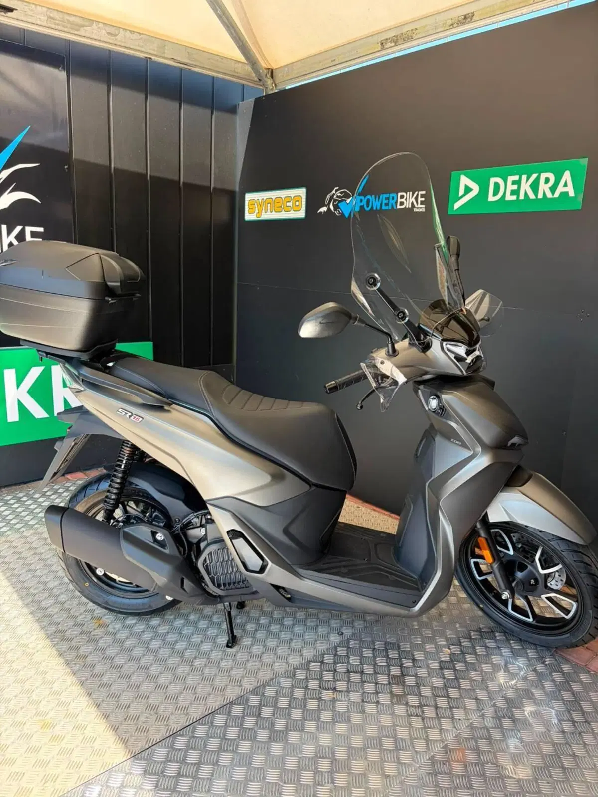 Voge Sfida SR16 200 (2025 - 26) (2)