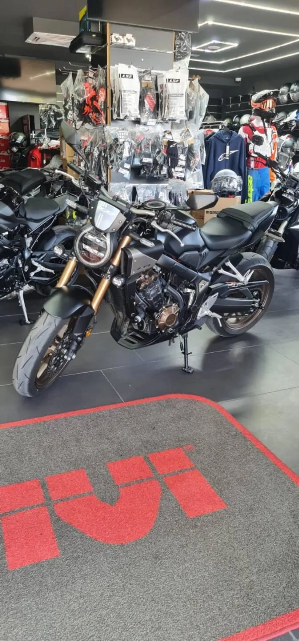Honda CB 650 R (2024 - 25) (2)