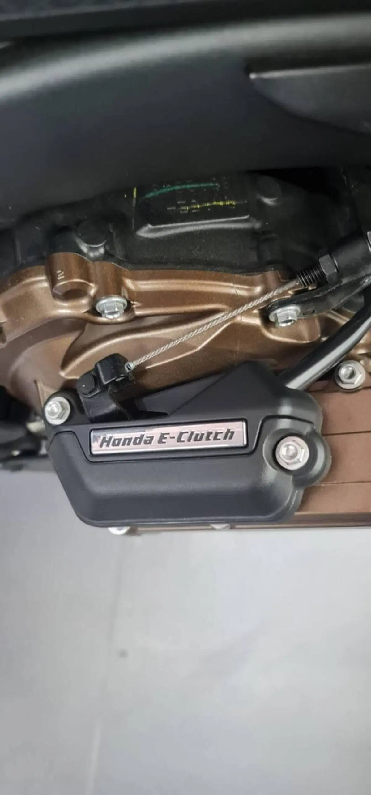 Honda CB 650 R (2024 - 25) (9)