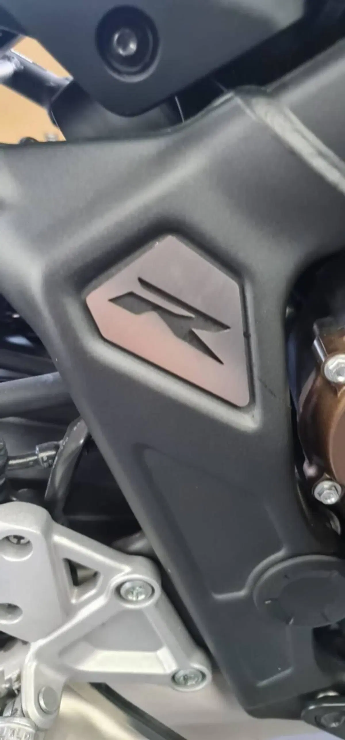Honda CB 650 R (2024 - 25) (11)