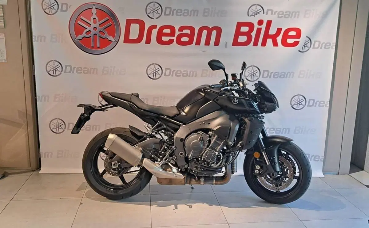 Yamaha MT-10 (2022 - 26)