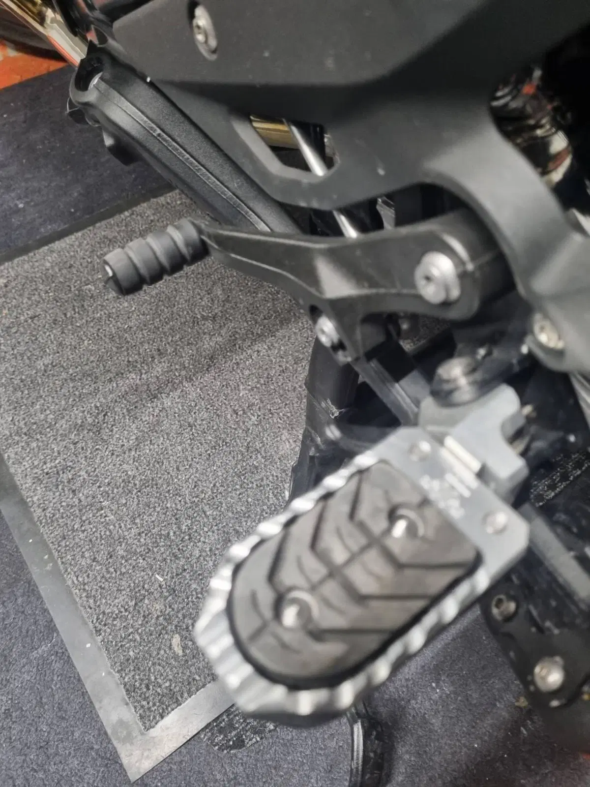 Bmw R 1300 GS Triple Black (2023 - 26) (12)