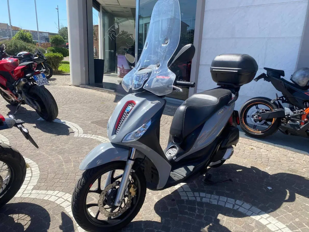 Piaggio Medley 150 S ABS (2021 - 25) (4)