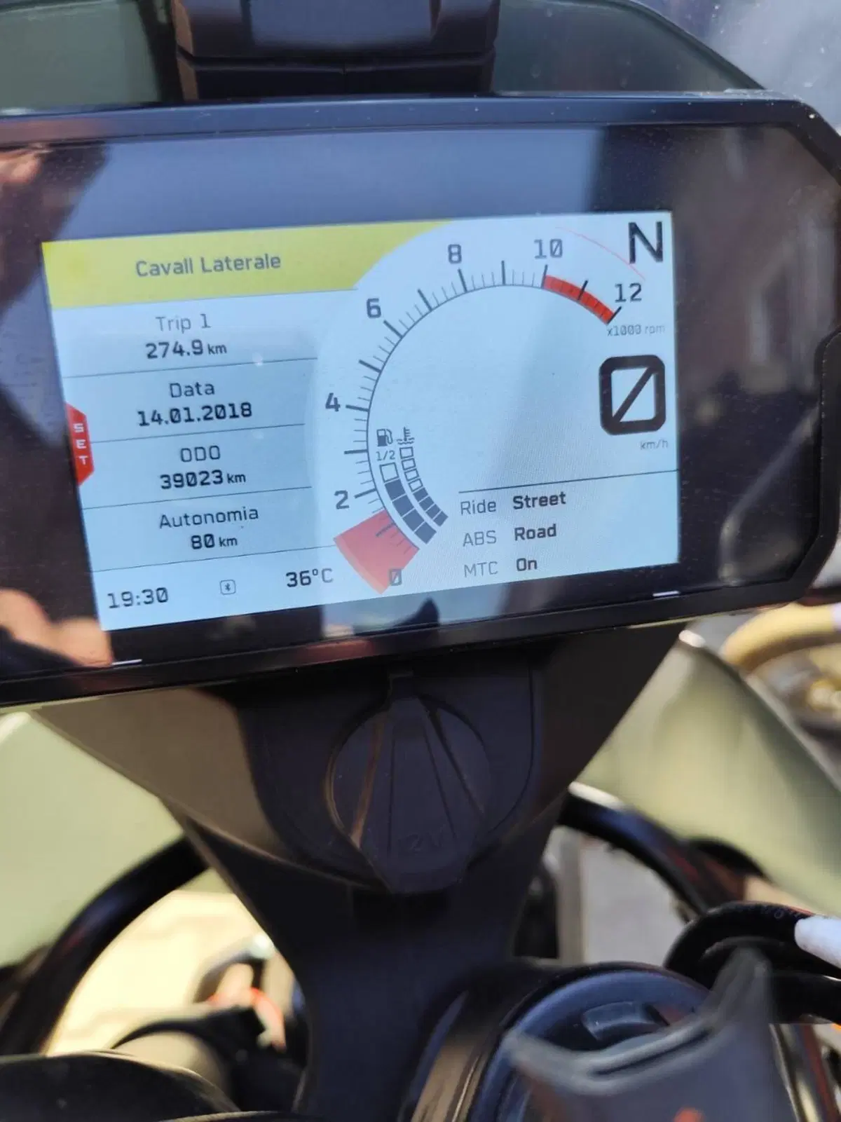 KTM 890 Adventure R (2021) (7)