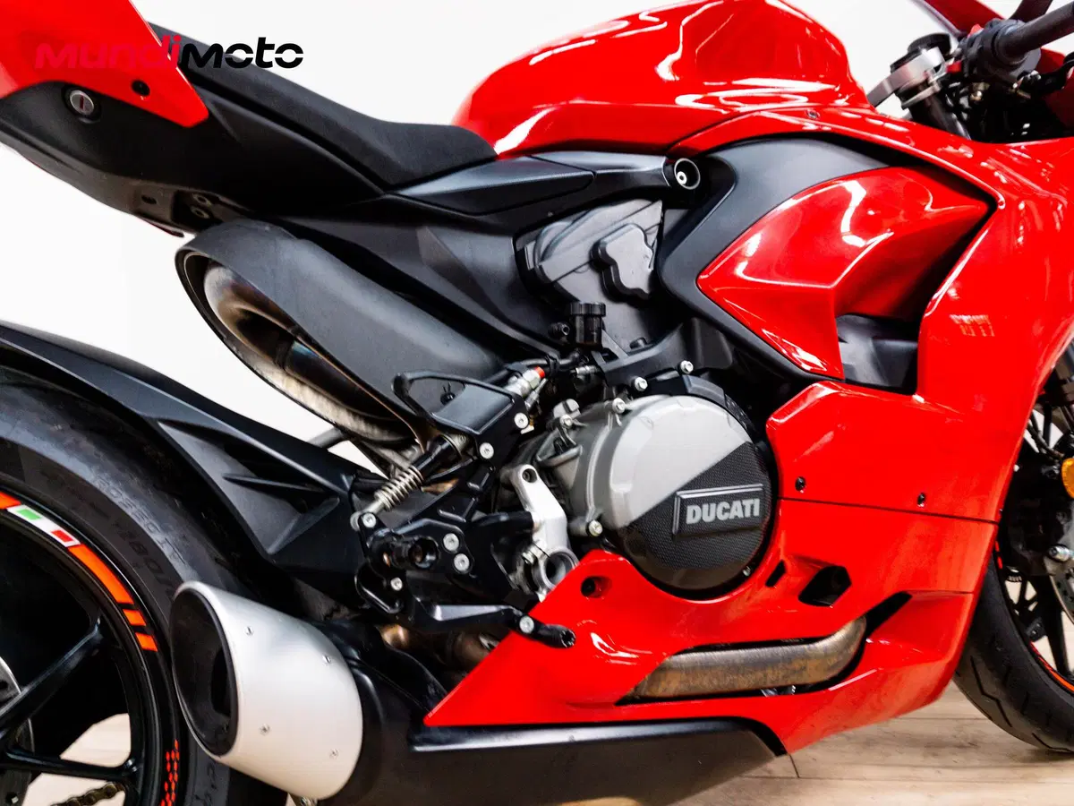 Ducati Panigale V2 955 (2020) (4)