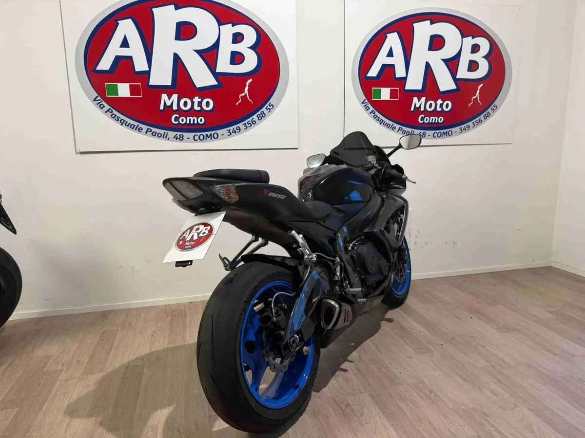 Suzuki GSX R 750 (2008 - 10) (5)