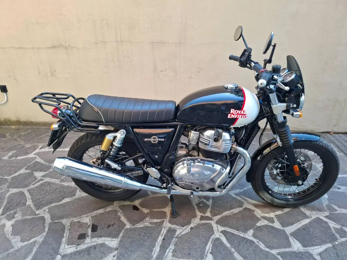 Royal Enfield Interceptor 650 (2021 - 26) (6)