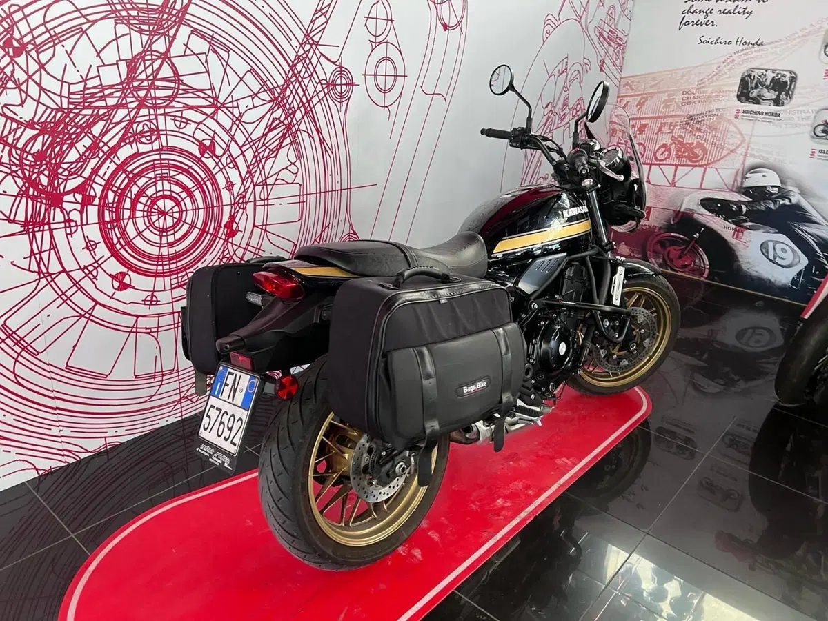 Kawasaki Z 650 RS (2025 - 26) (2)