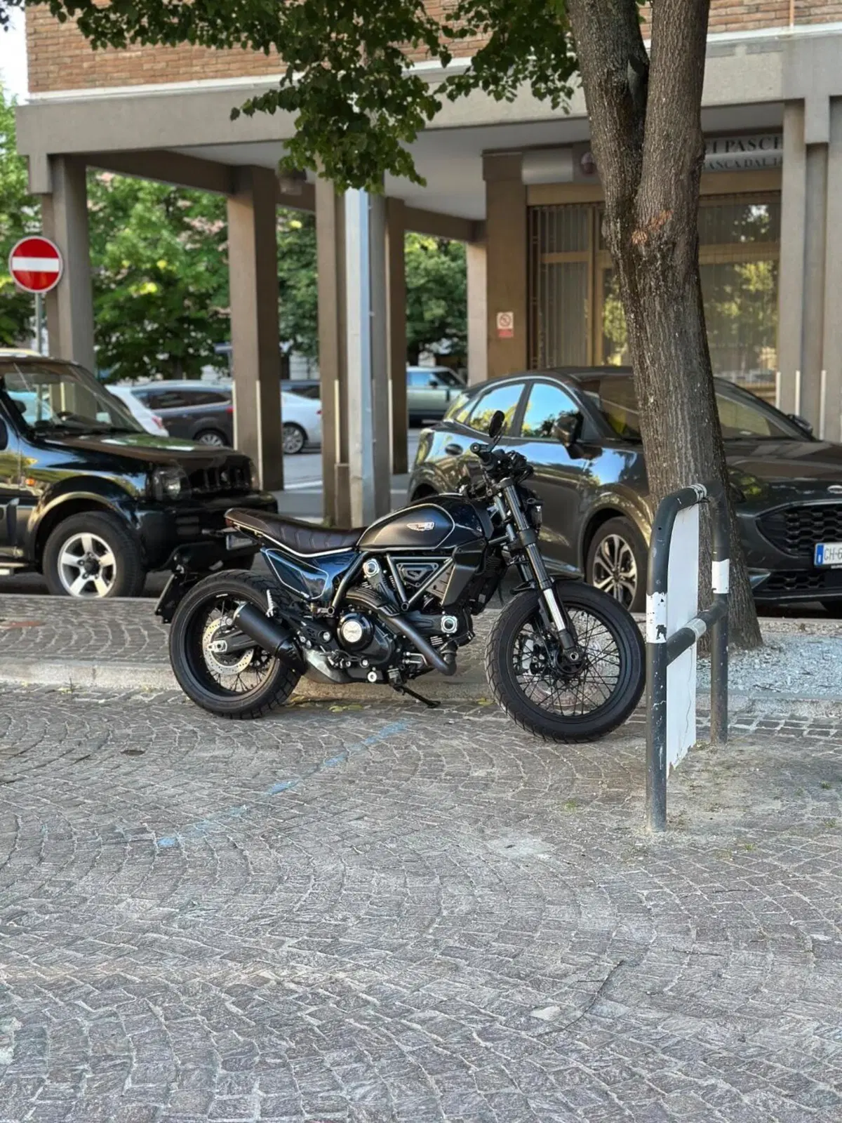 Ducati Scrambler 800 Nightshift (2023 - 24) (3)