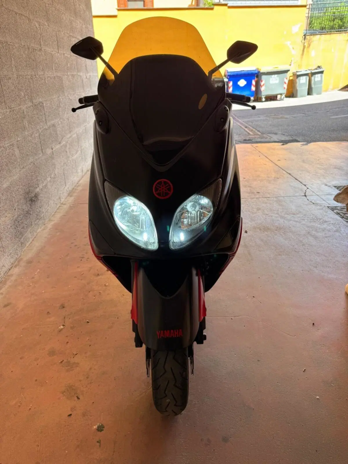 Yamaha T-Max 500 Black Max (2006 - 07) (4)