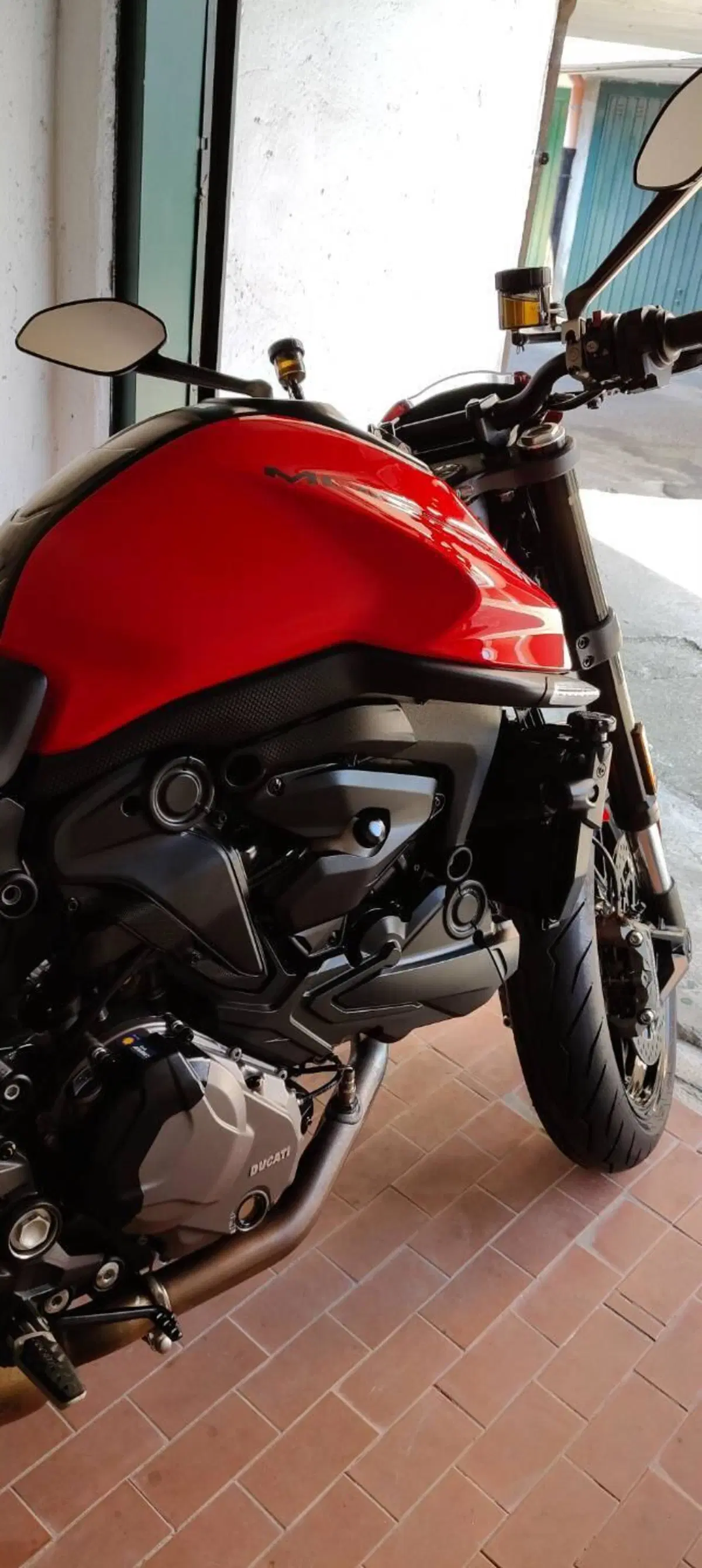 Ducati Monster 937 + (2021 - 25) (5)