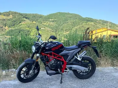Swm Varez 125 (2020) usata