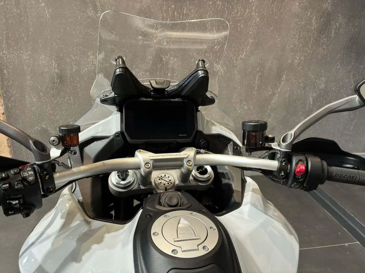 Ducati Multistrada V4 S (2021 - 24) (7)