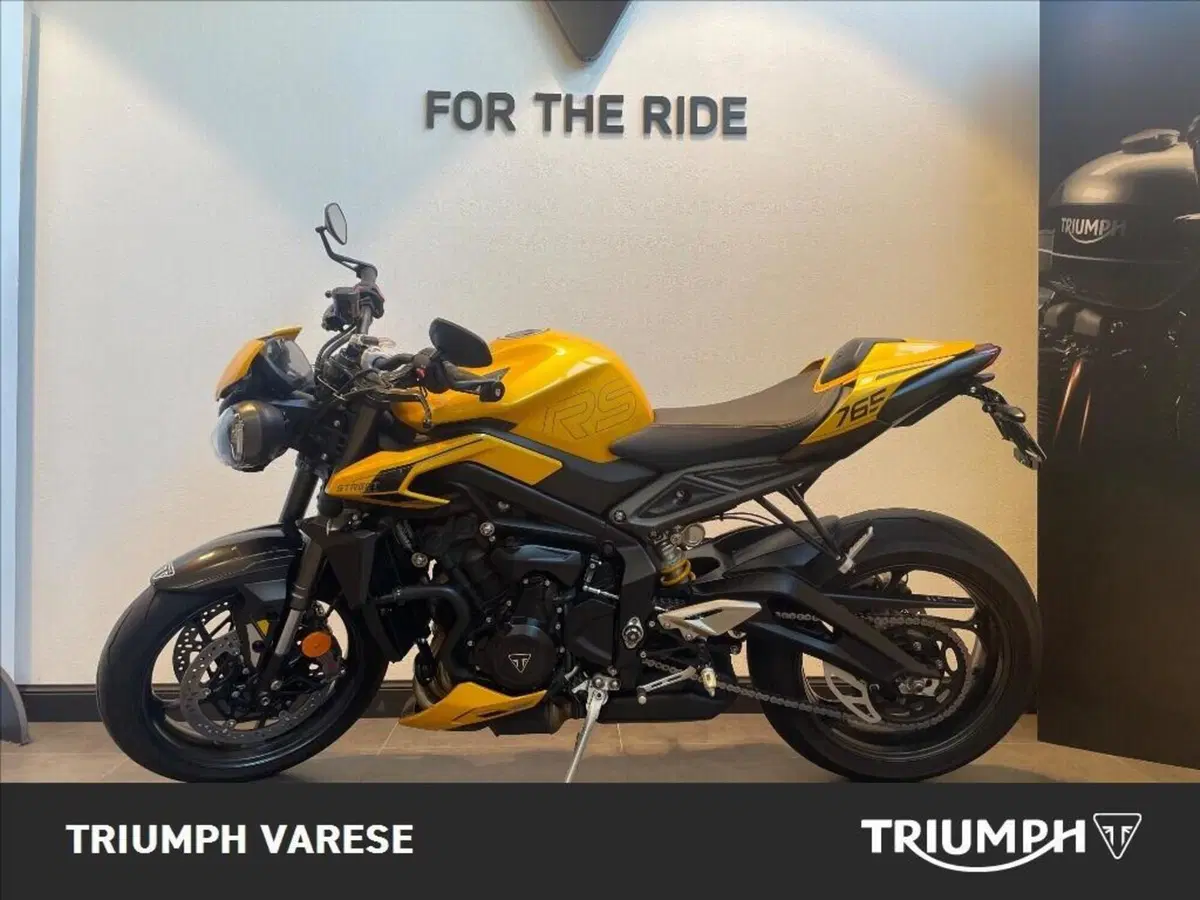 Triumph Street Triple 765 RS (2023 - 26) (2)