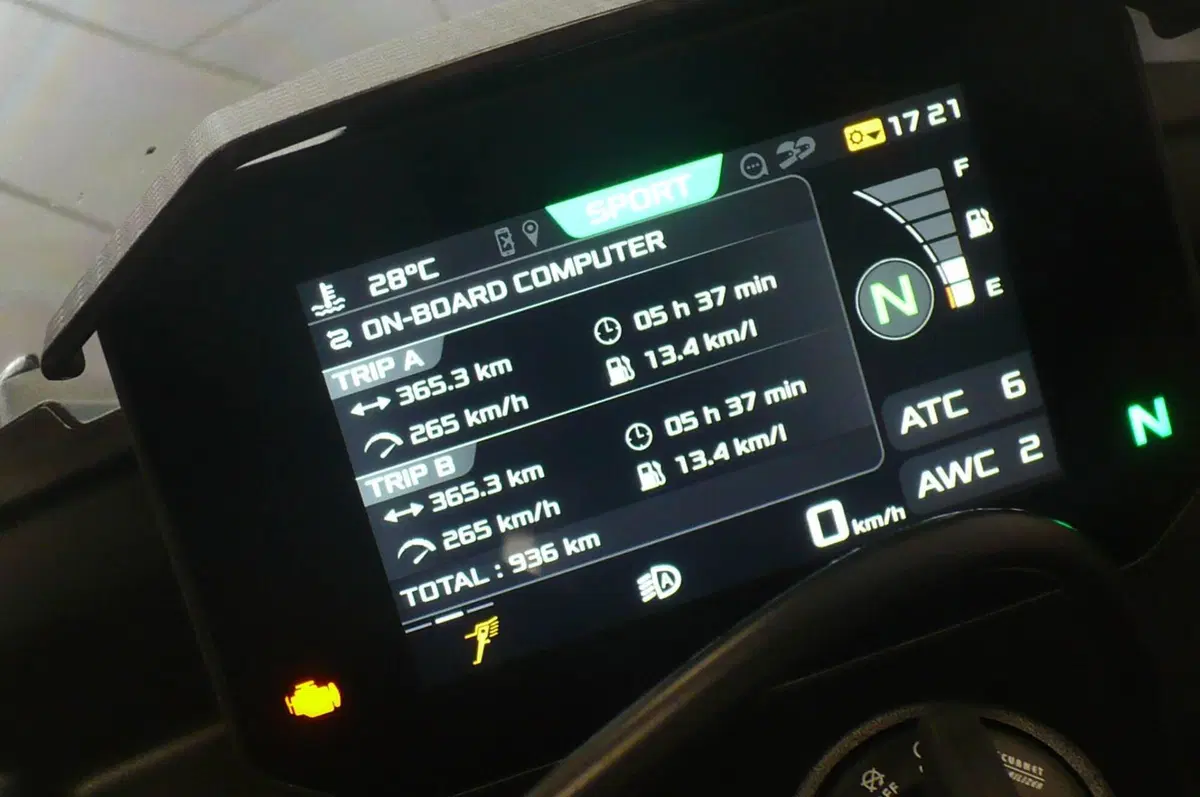 Aprilia Tuono V4 (2025 - 26) (11)
