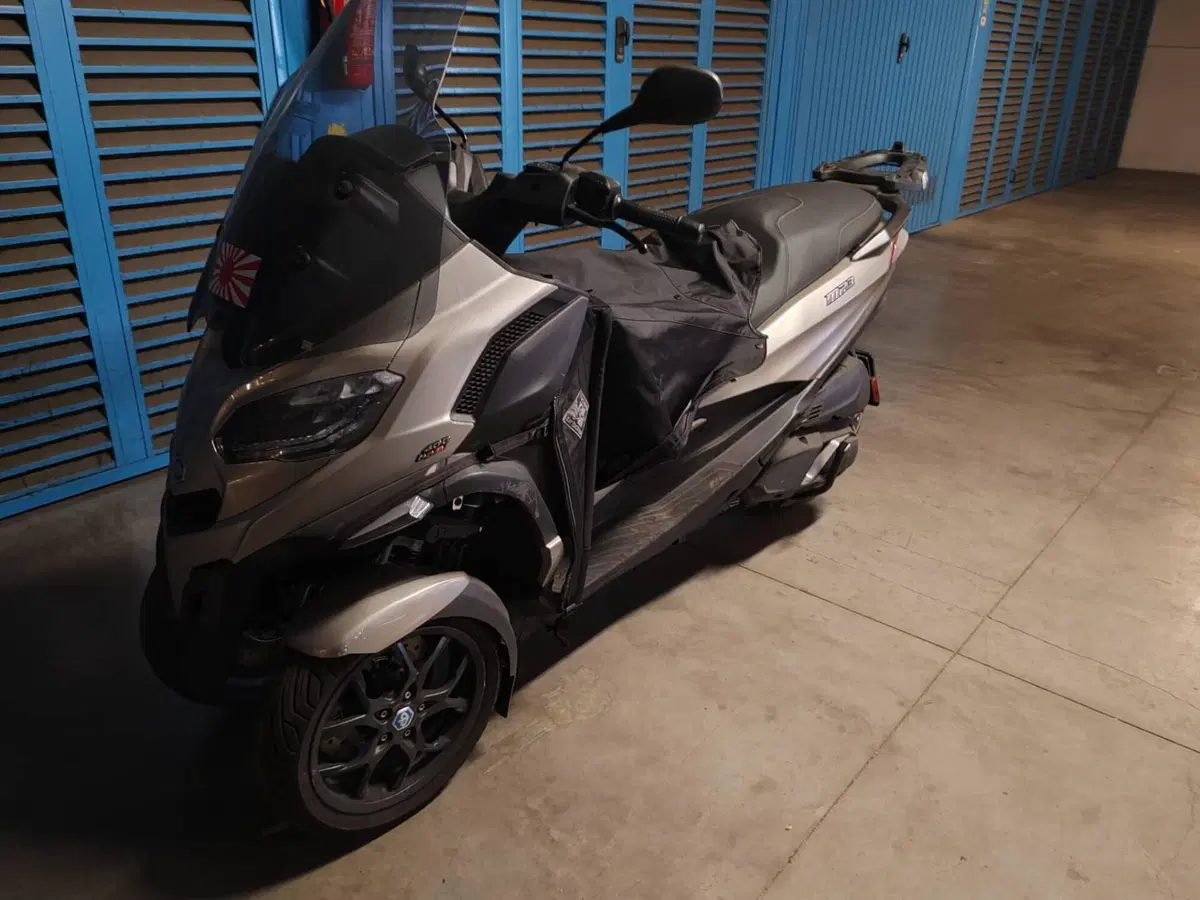 Piaggio MP3 400 ABS Hpe (2023 - 25) (2)