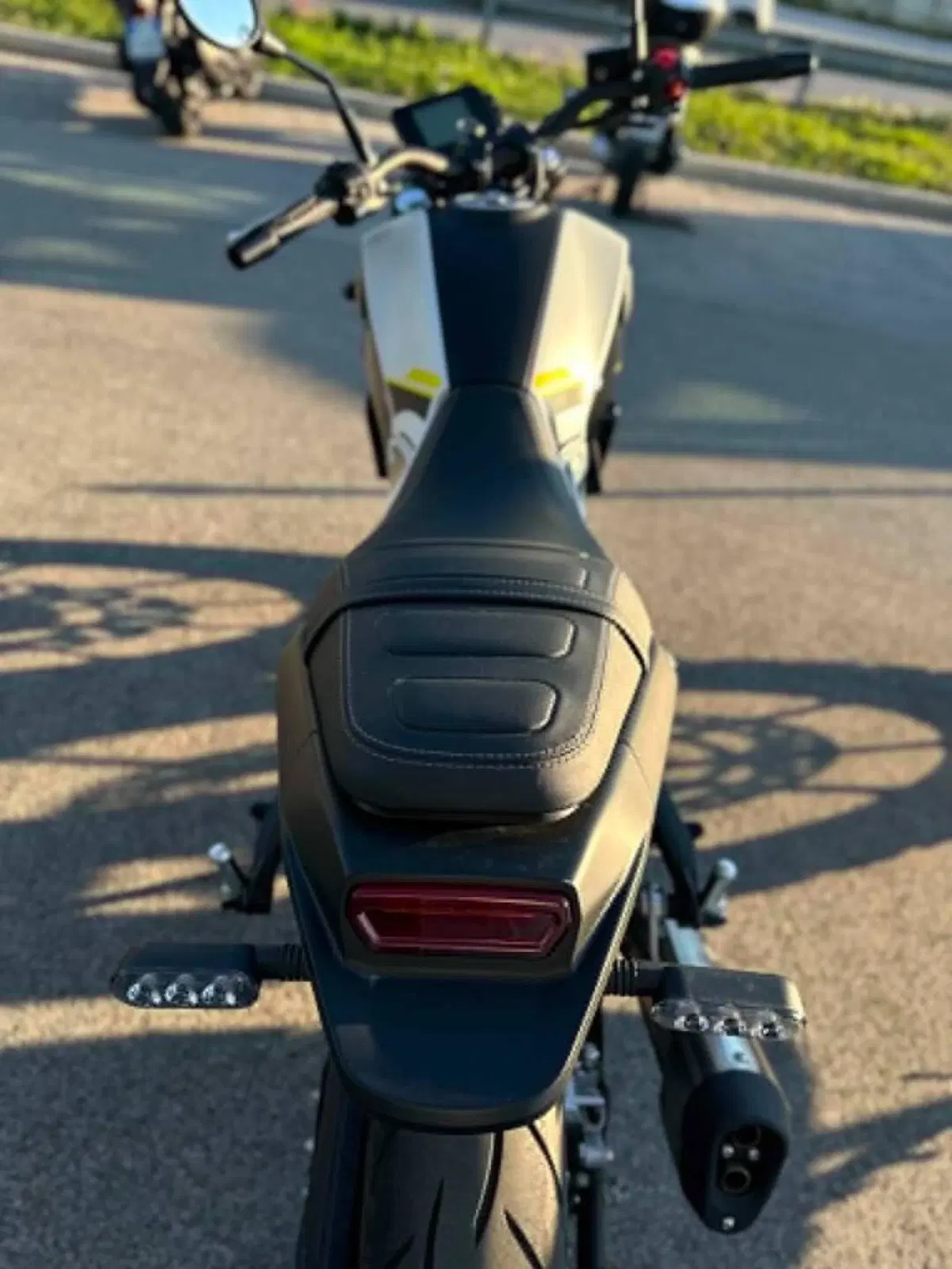 Benelli Leoncino 250 (2021 - 25) (6)