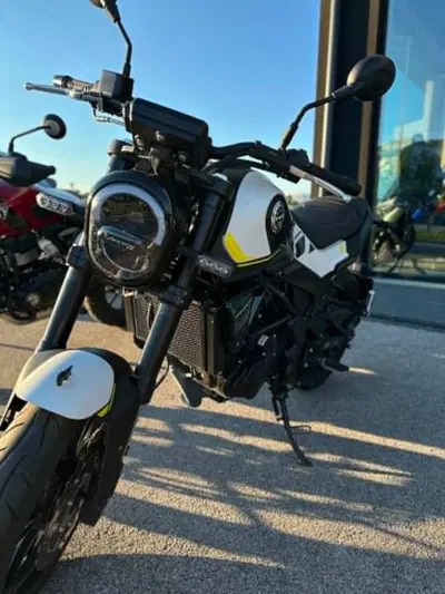 Benelli Leoncino 250 (2021 - 25) usata