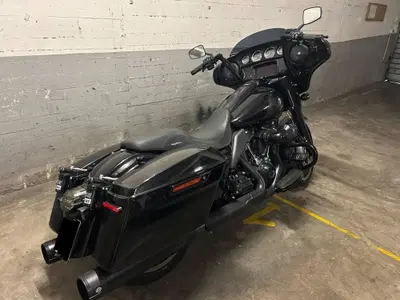 Harley-Davidson Street Glide ST (2022 - 23) usata