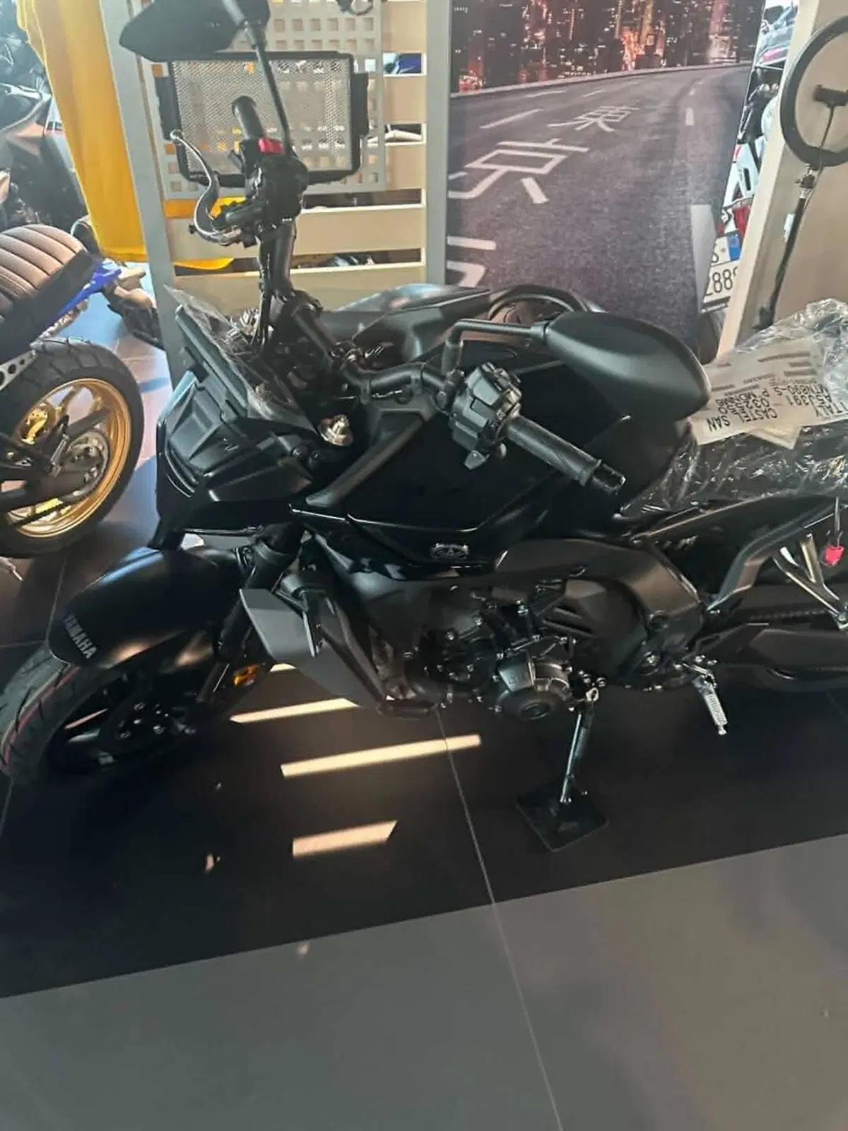 Yamaha MT-09 Y-AMT (2024 - 26) (4)