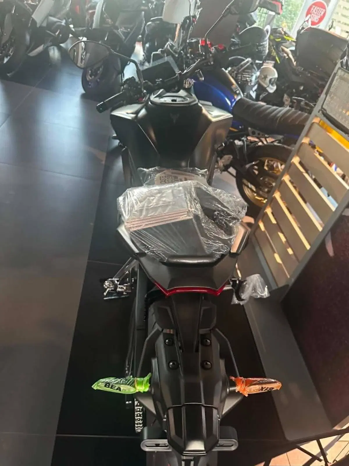 Yamaha MT-09 Y-AMT (2024 - 26) (5)