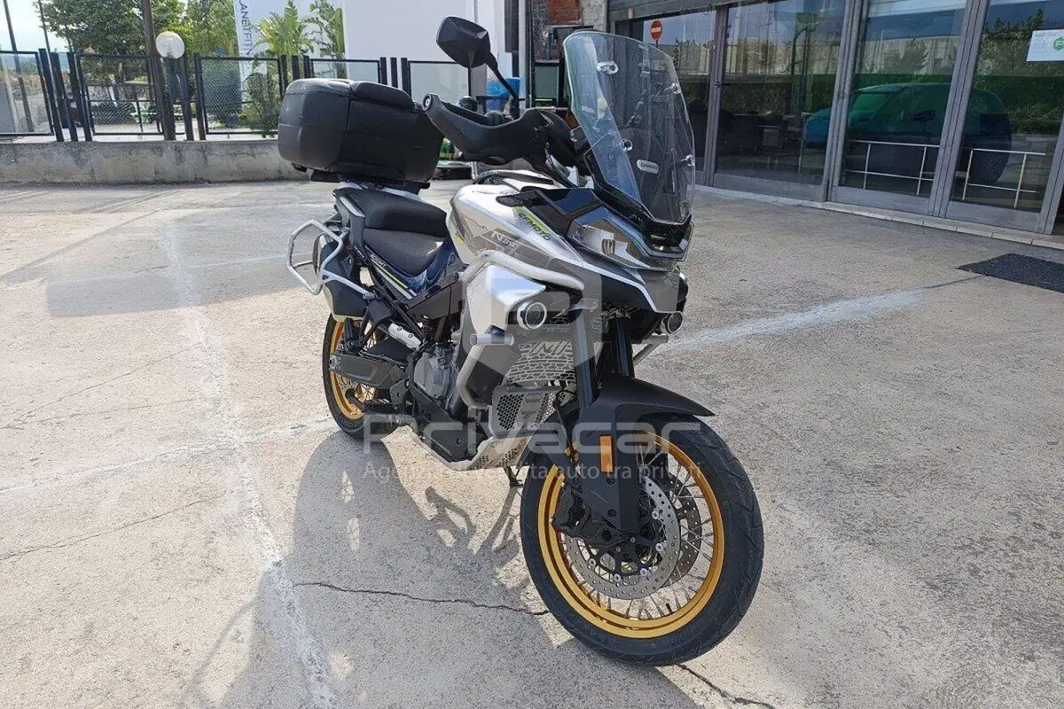 CFMOTO 800MT Touring (2022 - 26) (3)