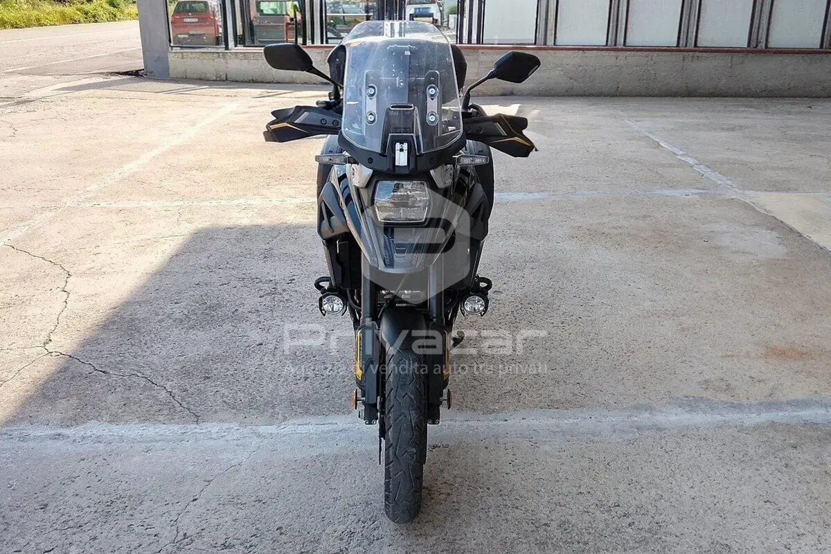 Suzuki V-Strom 1050XT (2020 - 23) (2)