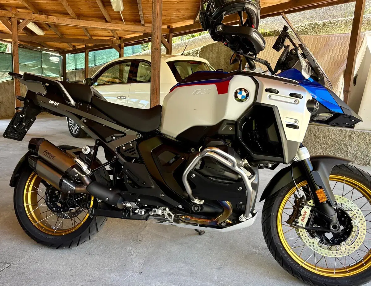 Bmw R 1300 GS Adventure Trophy (2025 - 26) (7)