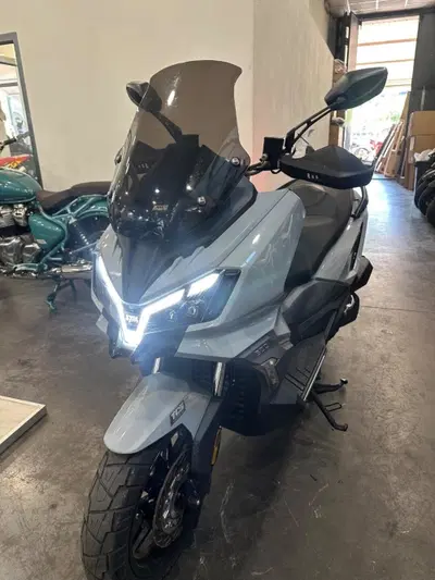Sym ADX 300 (2024 - 26) usata