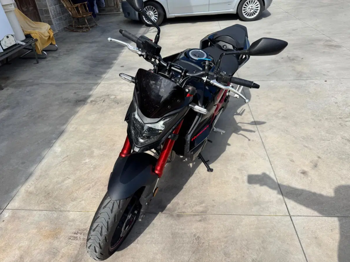 Honda CB 750 Hornet (2023 - 24) (4)