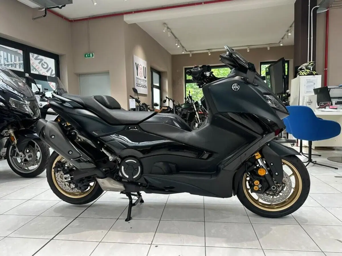 Yamaha T-Max 560 Tech Max (2022 - 24)