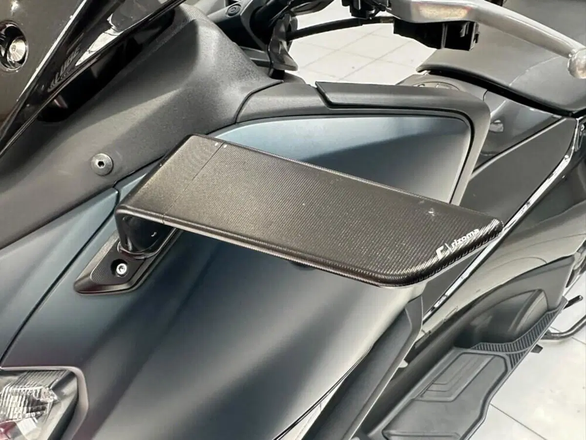 Yamaha T-Max 560 Tech Max (2022 - 24) (4)