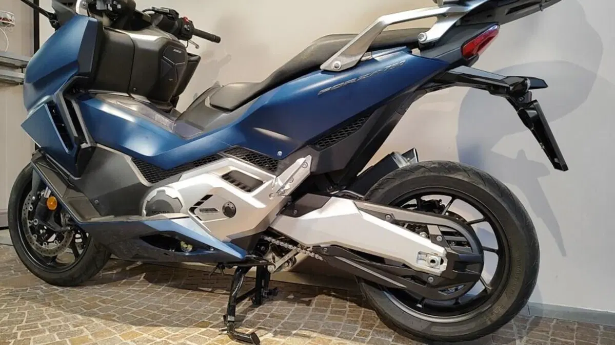 Honda Forza 750 DCT (2021 - 24) (7)