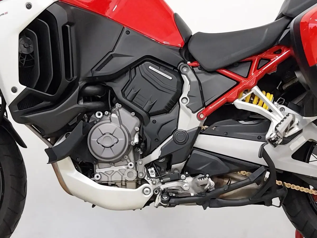 Ducati Multistrada V4 S (2021 - 24) (15)